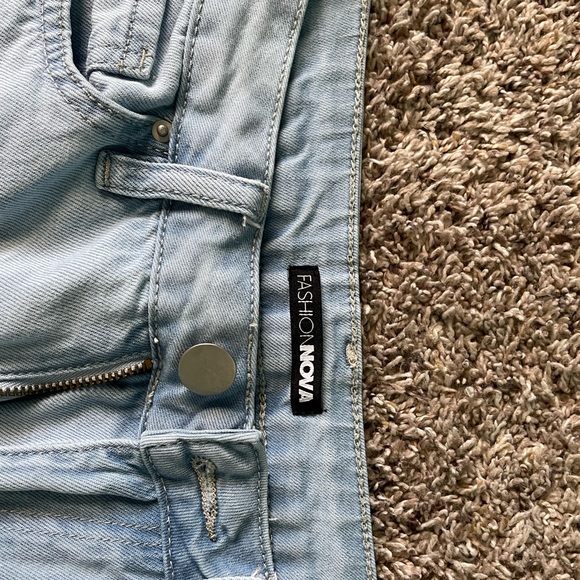 Women’s mom jean fashion nova size 11 - Picture 10 of 14